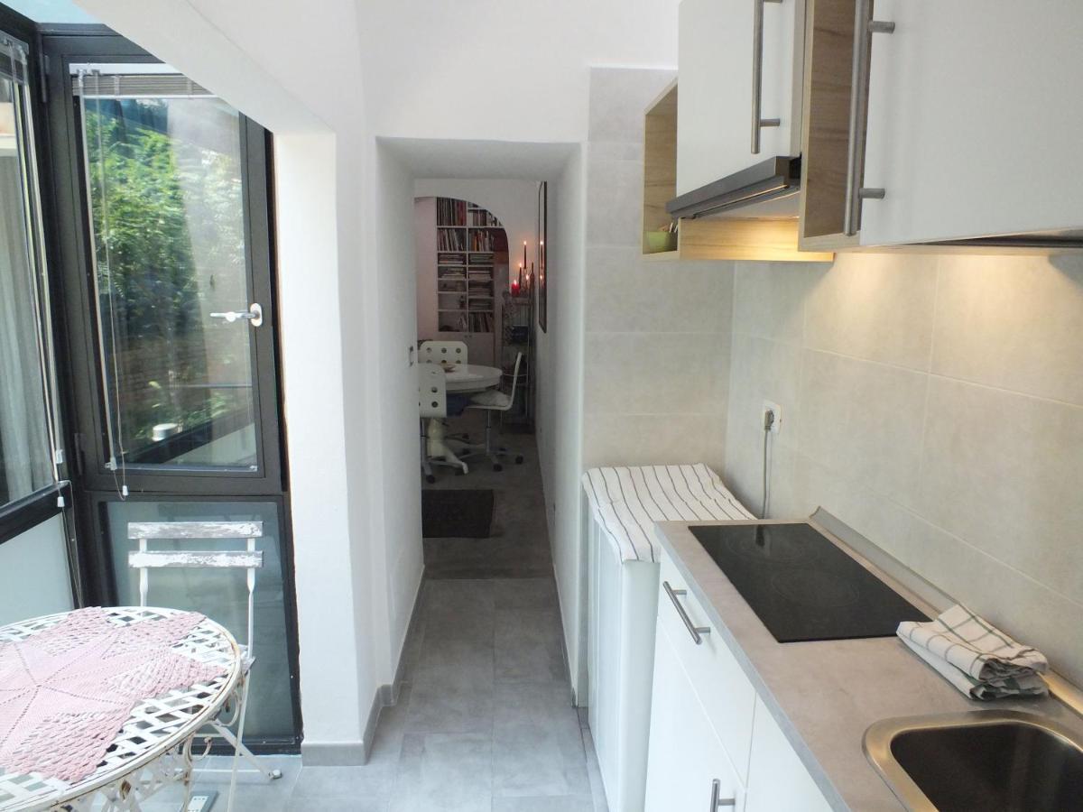 Apartmán Loft Garden In Bologna'S Heart Ospedale Rizzoli Exteriér fotografie